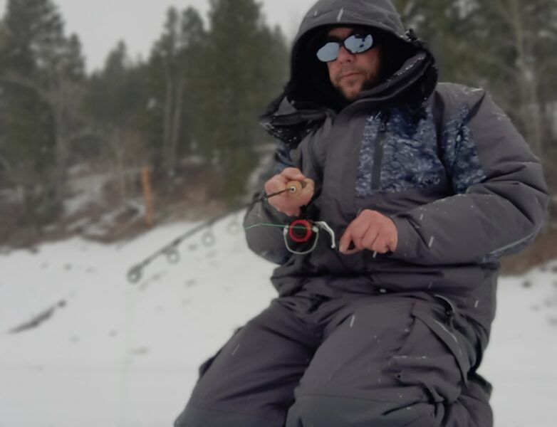 6 Best Ice Fishing Suits for 2024